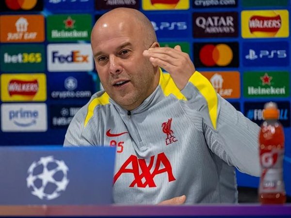 Liverpool cạnh tranh cho Serie một hậu vệ tài năng! Anne Slotte có thể bắt đầu với hơn một chục cườn