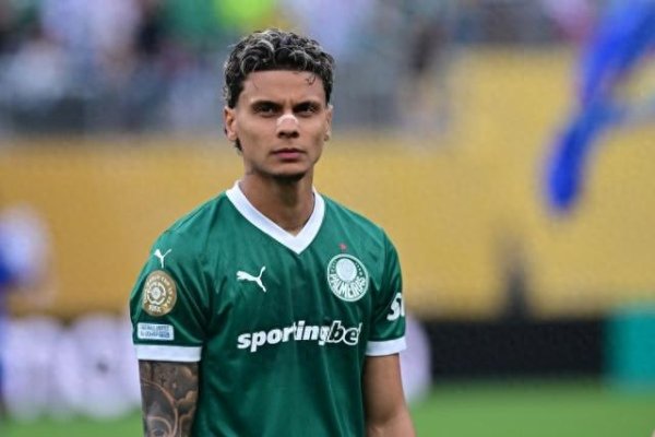 Phóng viên: Forest và Benfica 